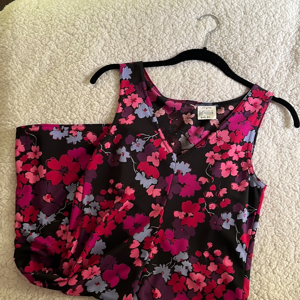 Womens Med Floral print sleeveless dress